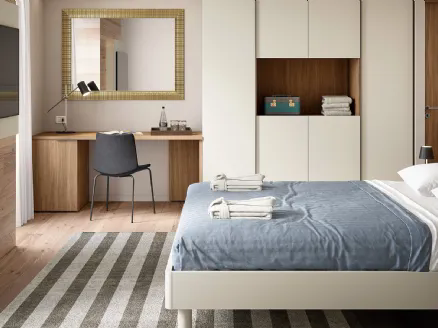 Armadio ad ante battenti Flat di Guzzini & Fontana