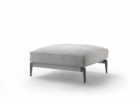 Pouf Adda in tessuto imbottito e piedini in alluminio di Flexform