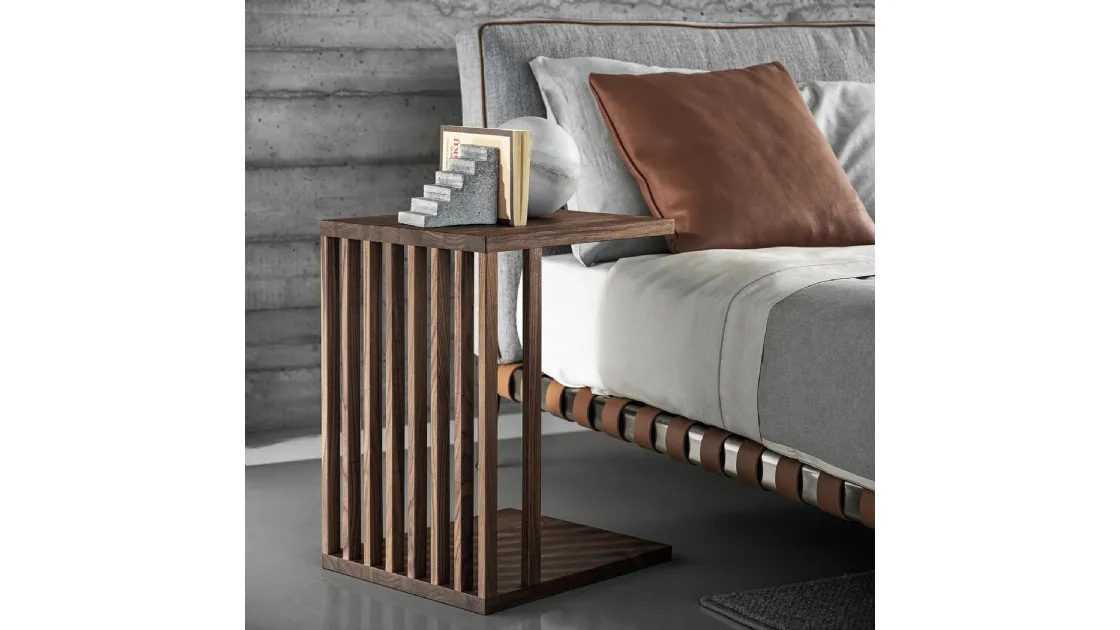 Tavolino Vienna in legno massello di Flexform