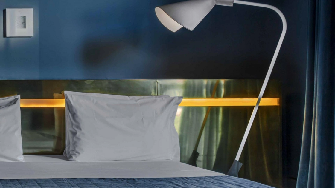 Lampada da terra Duffy XL di Enrico Pellizzoni