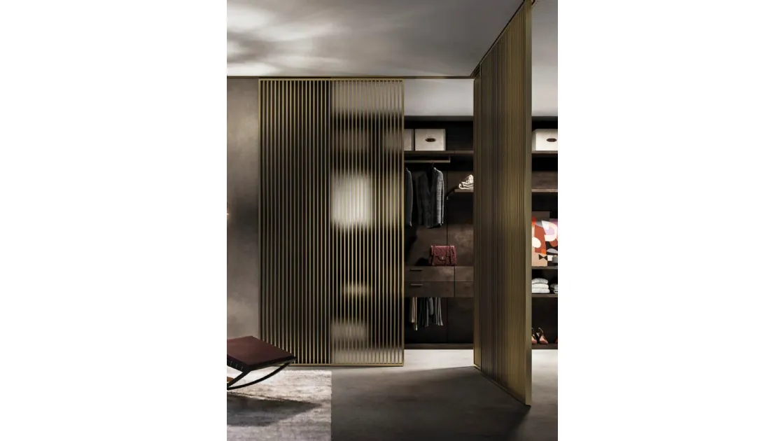 Porta scorrevole per interni in vetro con traversini verticali decorativi Zeus Sospesa di Doal