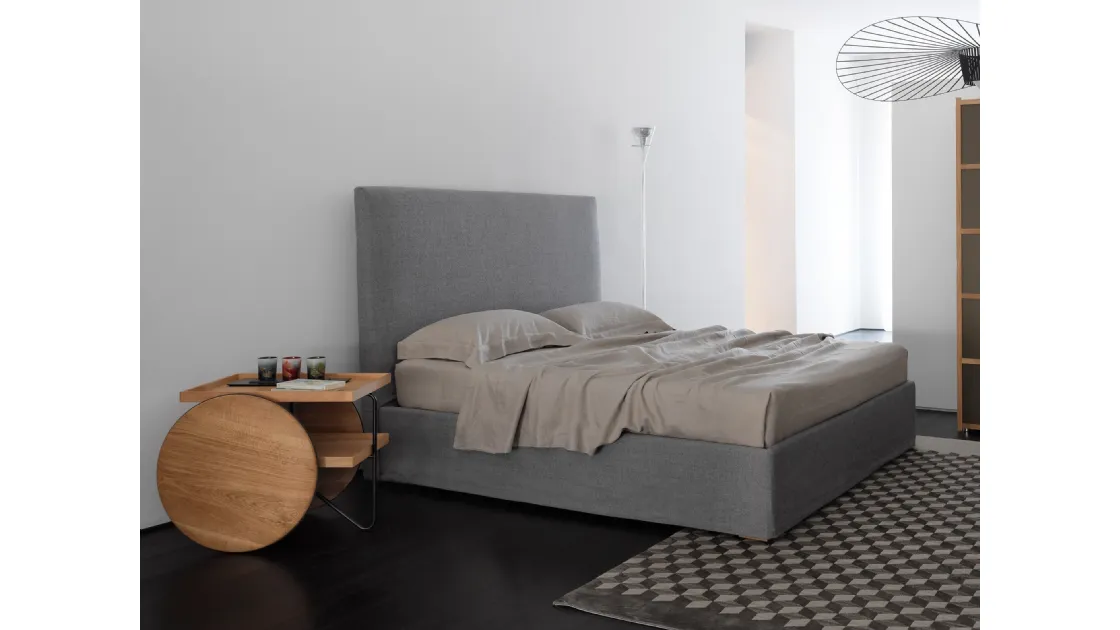 Letto in tessuto con testiera alta Panarea di Horm