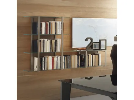 Libreria sospesa Icon 05 in metallo e vetro di Ponti Terenghi