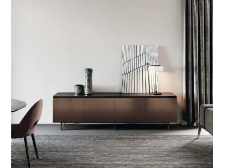Madia in laccato finitura alluminio brunito e top in gres nero Lab di Binova