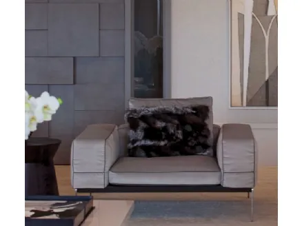 Poltrona Lifesteel in tessuto con gambe in metallo di Flexform
