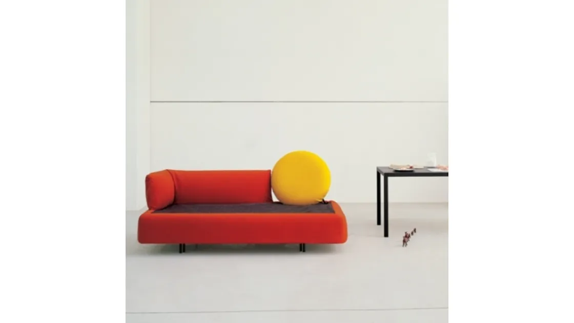 Divano letto di design in tessuto Oblò di Campeggi