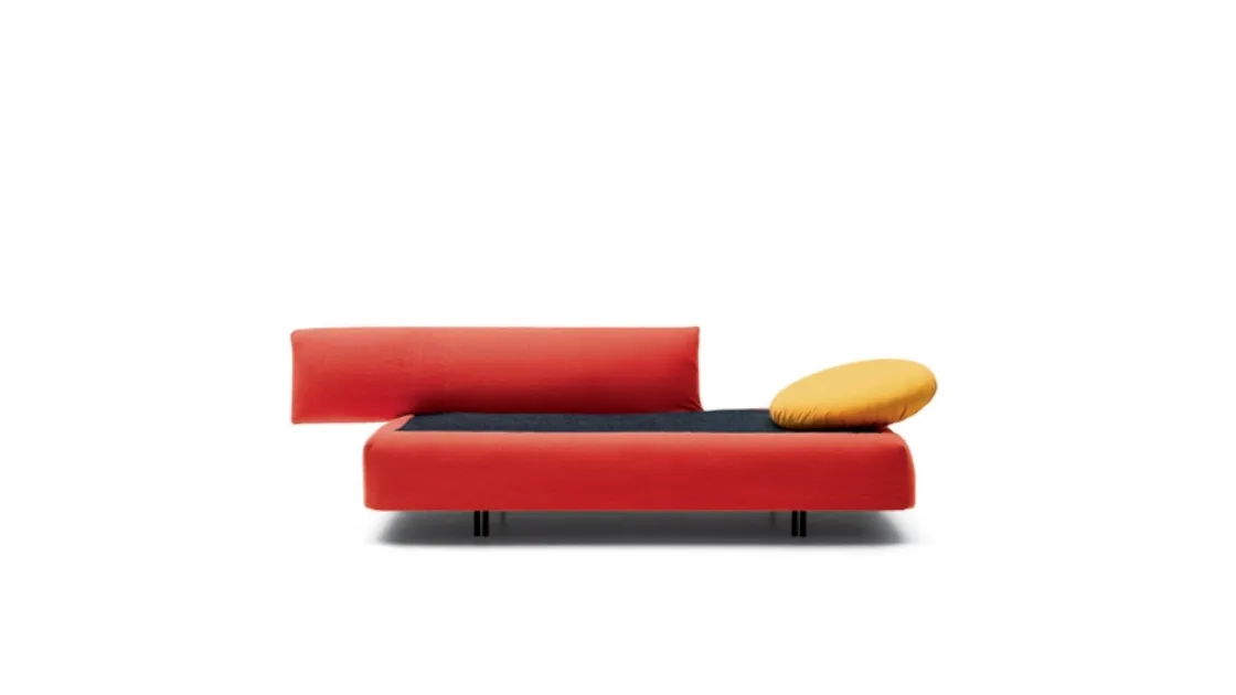 Divano letto di design trasformabile in letto singolo o matrimoniale Oblò di Campeggi