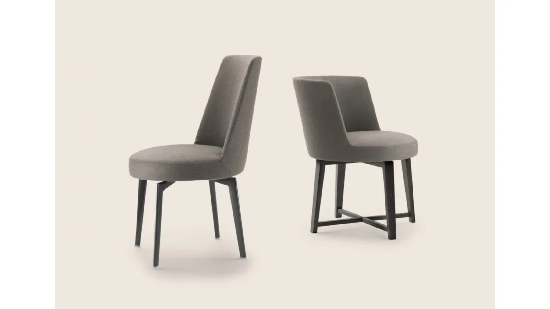 Sedia Hera in tessuto con gambe in legno massello di Flexform