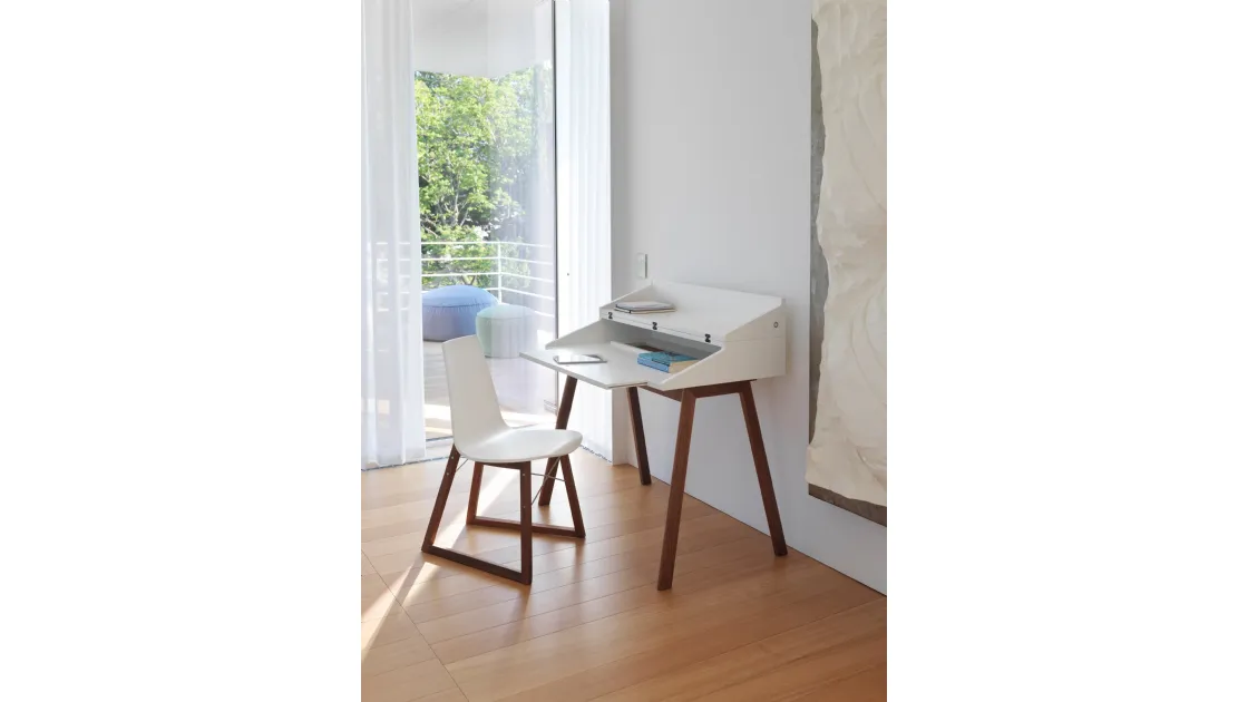Sedia a slitta in legno Ray di Horm