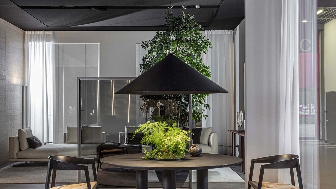 Sedia Lizzye Straw in legno massello con seduta in corda di paglia di Frigerio