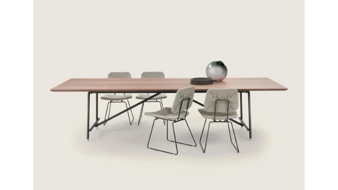 Tavolo Any Day in legno di Flexform