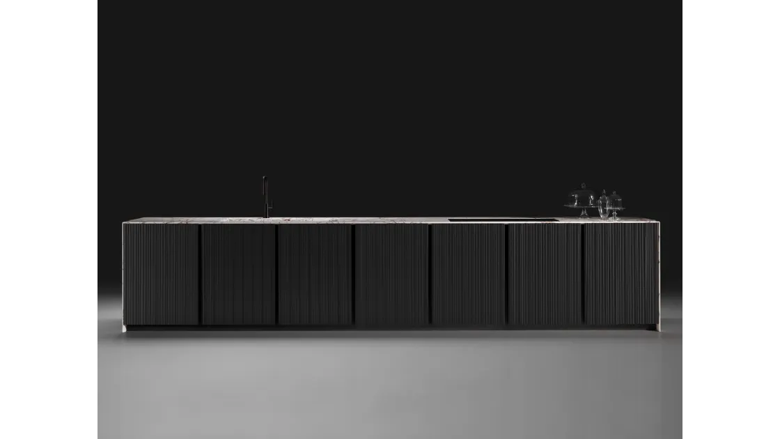 Cucina Design lineare KU45 Stripe in legno Nero con top e fianchi in marmo Melbourne di Key Cucine