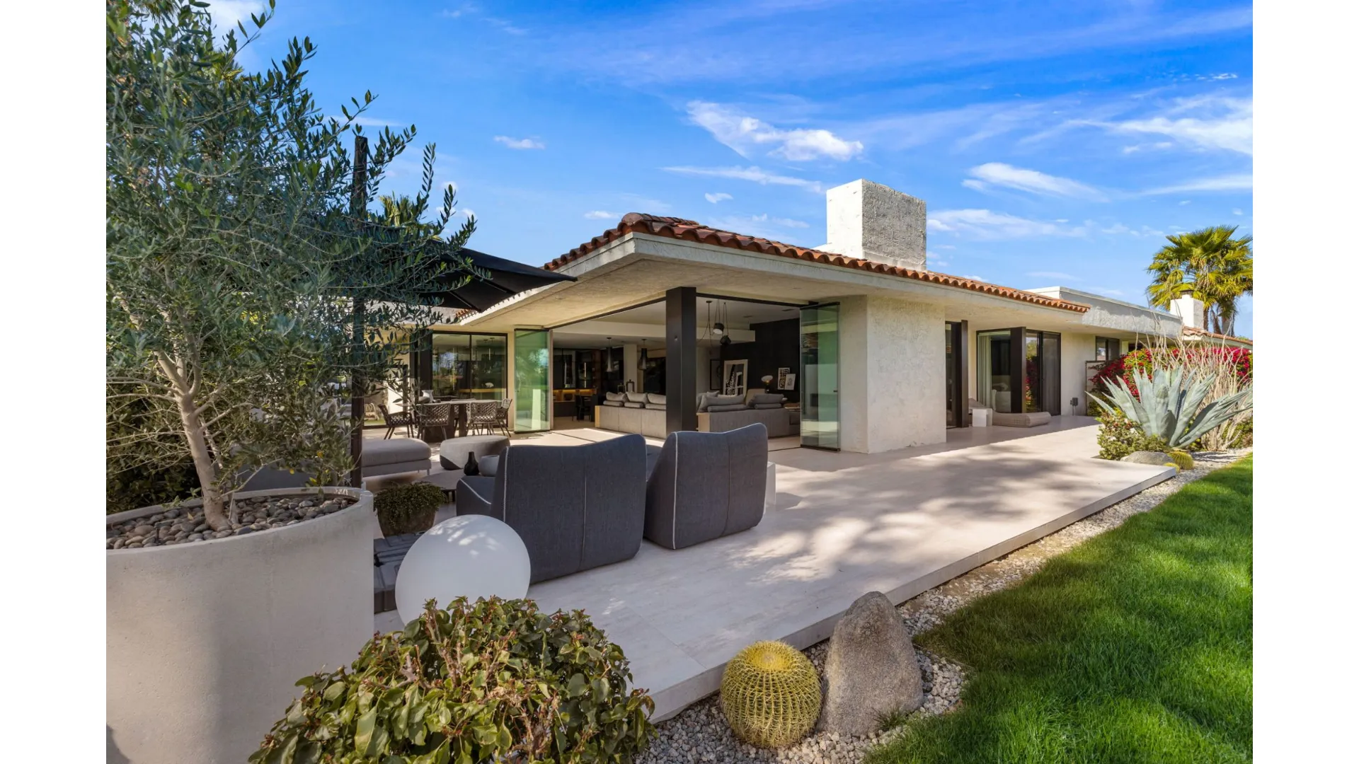 20 Lafayette Dr, Rancho Mirage, CA