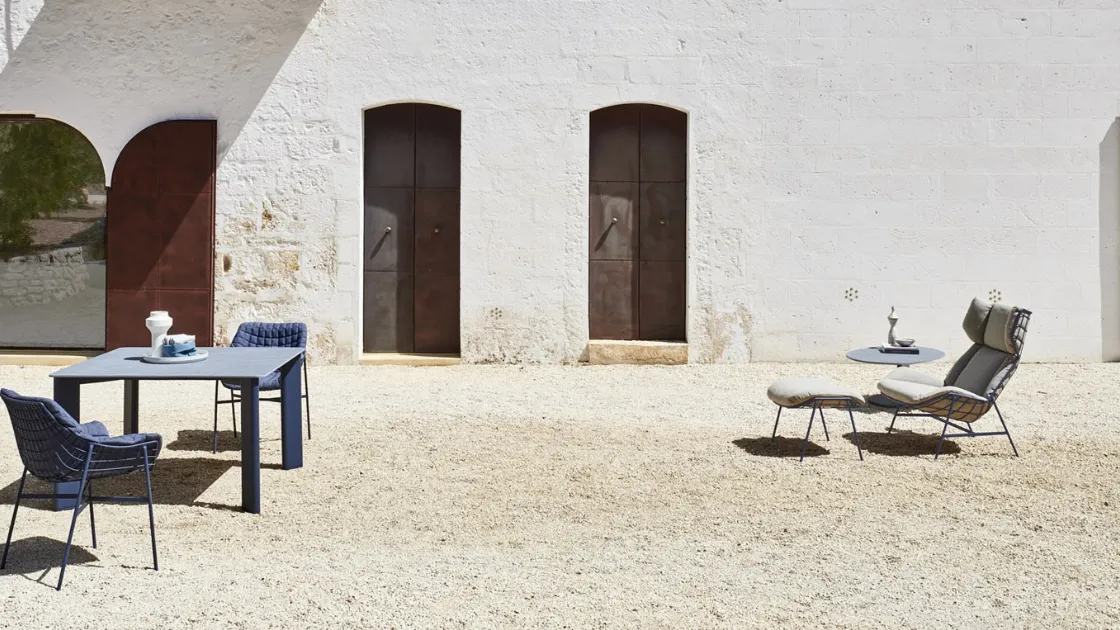 Arredo da esterno in acciaio con sedute rivestite in tessuto Summer Set 02 di Varaschin