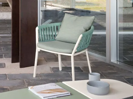 Poltrona Lounge Ria alluminio verniciato con cuscino seduta ed intreccio corda di Fast