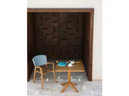 Tavolino quadrato interamente realizzato in teak Root di Roda