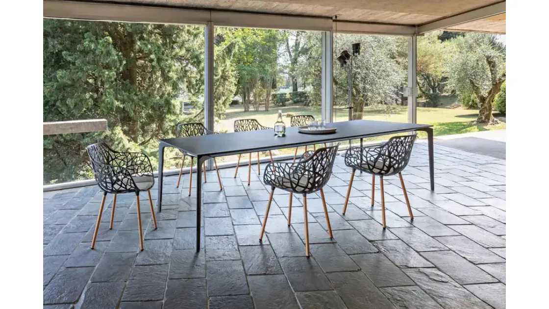 Sedia in alluminio verniciato Forest di Fast