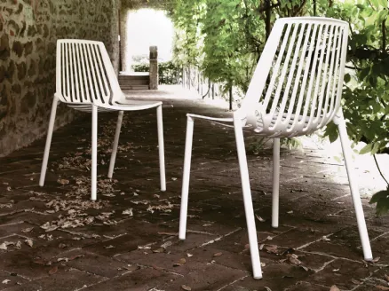 Sedia Rion con o senza braccioli alluminio verniciato impilabili di Fast